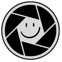 Pose N Smile Logo